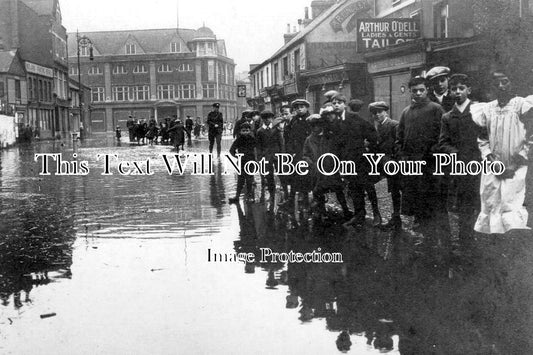 BF 1783 - Floods On Midland Road, Bedford, Bedfordshire