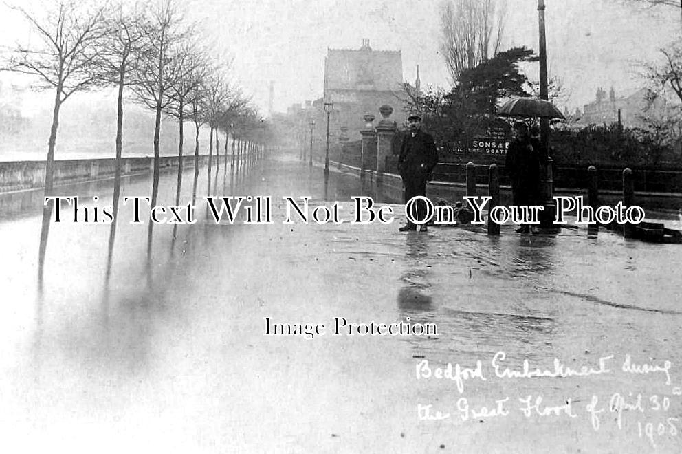 BF 1795 - Floods On Bedford Embankment, Bedfordshire 1908