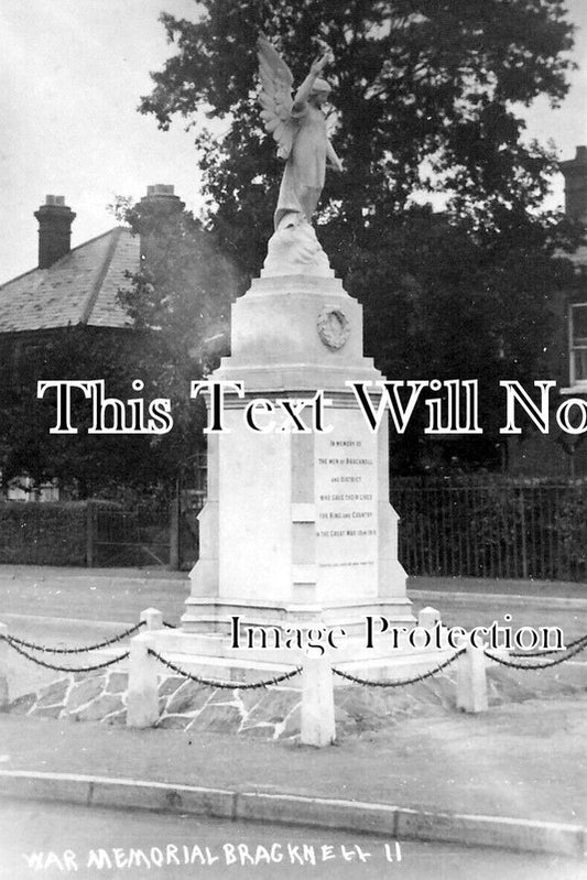 BK 2920 - Bracknell War Memorial, Berkshire WW1