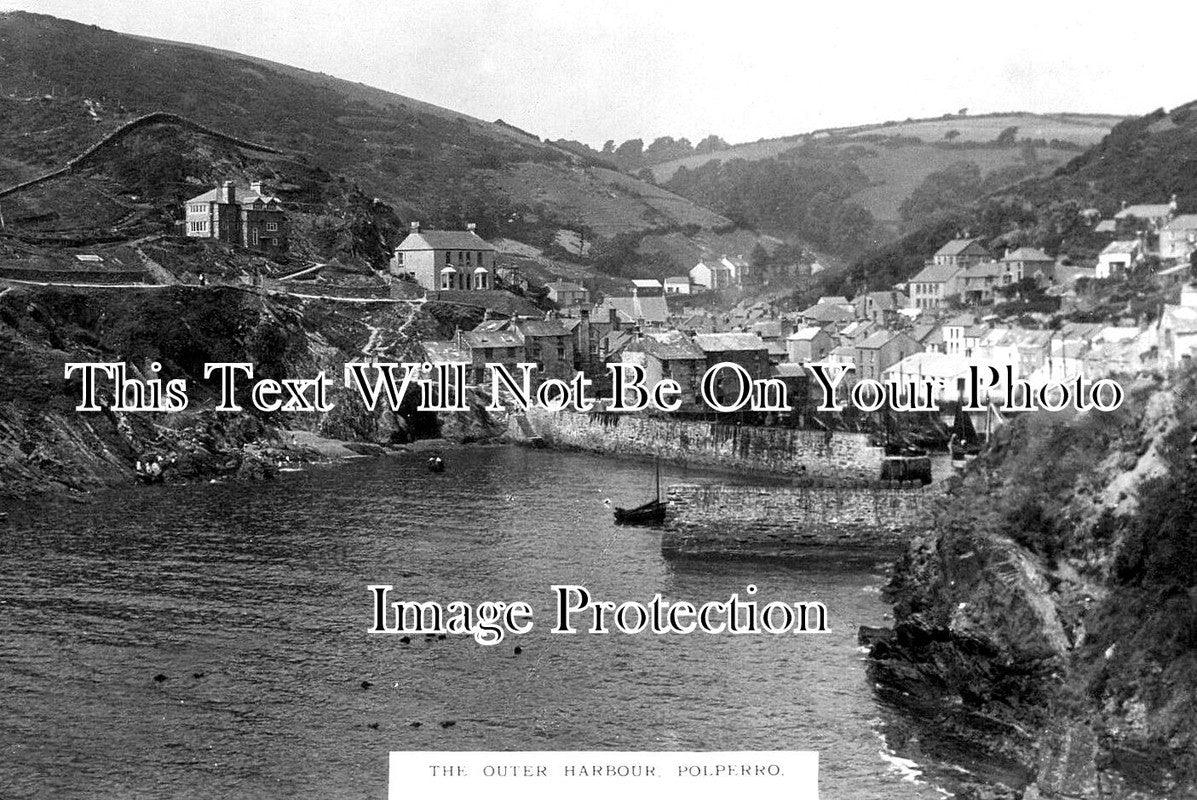 CO 4469 - The Outer Harbour, Polperro, Cornwall