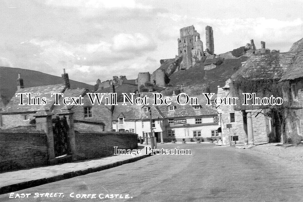 DO 3389 - East Street, Corfe Castle, Dorset