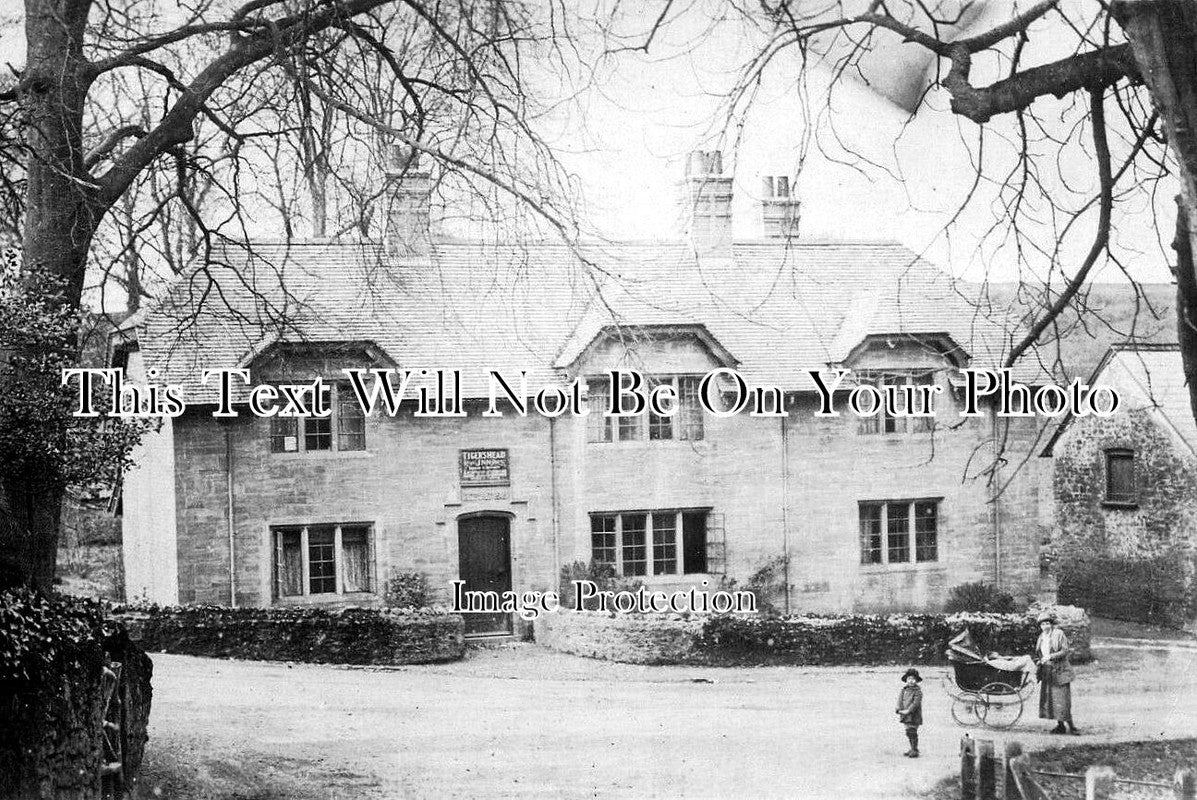 DO 3411 - Tigers Head Inn Pub, Rampisham, Cattistock, Dorset c1920