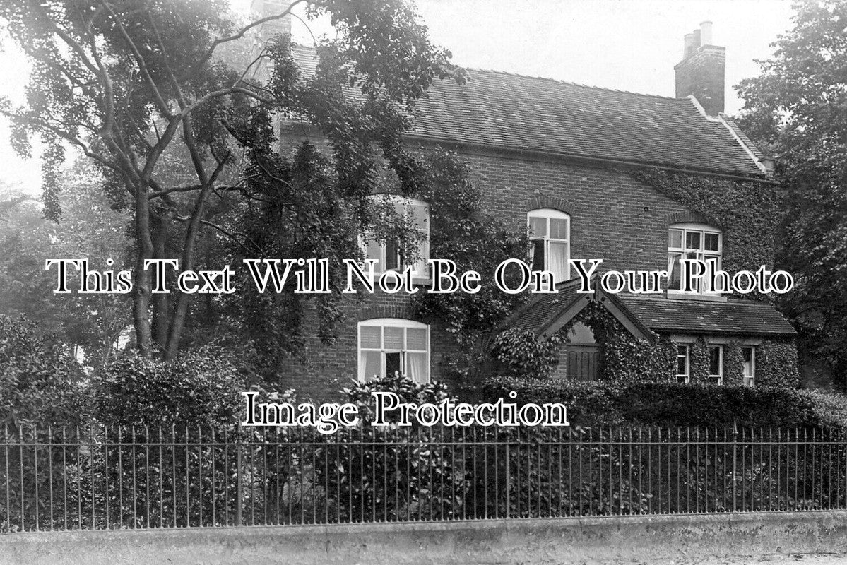 DR 3689 - House In Melbourne, Derbyshire c1916