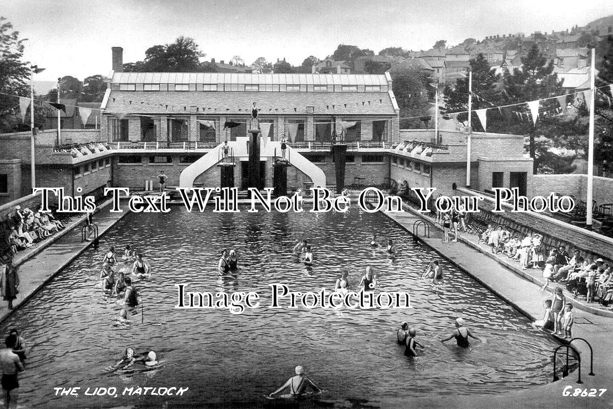 DR 3758 - The Lido, Matlock, Derbyshire