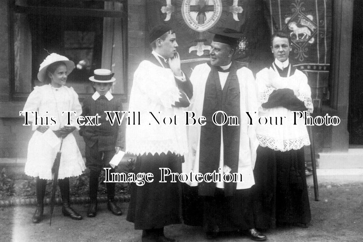 DR 3793 - Priest & Clergy, Chesterfield, Derbyshire