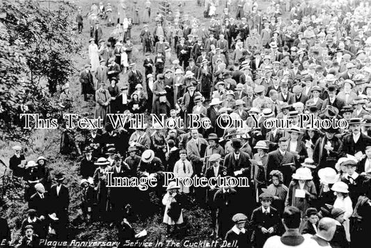 DR 3818 - Eyam Plague Anniversary Service, Cucklett Dell, Derbyshire