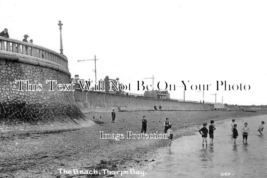 ES 6499 - The Beach, Thorpe Bay, Southend, Essex c1917