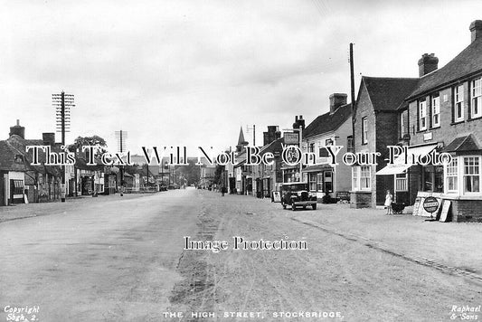 HA 5826 - The High Street, Stockbridge, Hampshire