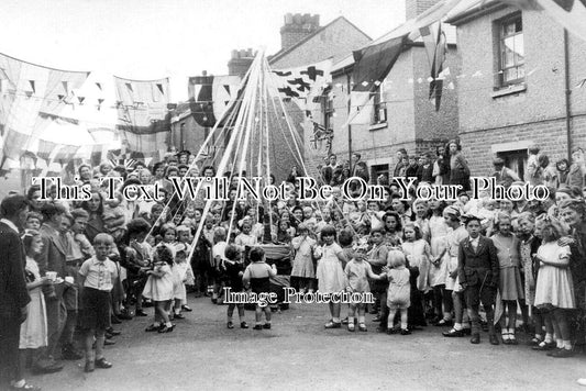 HA 6013 - VE Street Party, Cobden Street, Forton, Gosport, Hampshire