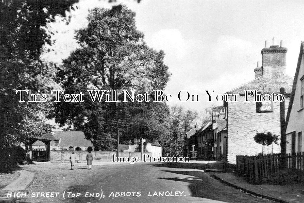 HF 2555 - High Street Top End, Abbots Langley, Hertfordshire