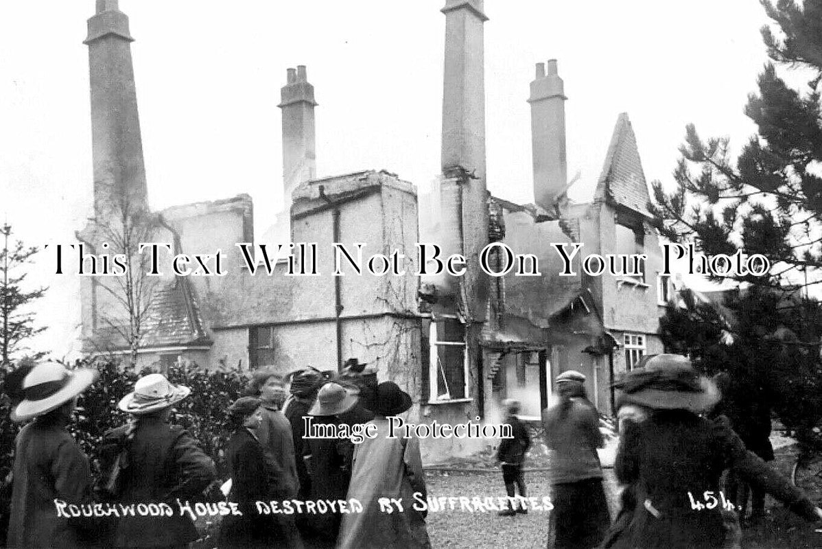 HF 2561 - Roughwood House Fire, Suffragettes, Chorleywood 1913