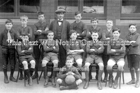 LA 7365 - St Kentigen Football Club Team, Blackpool, Lancashire 1921