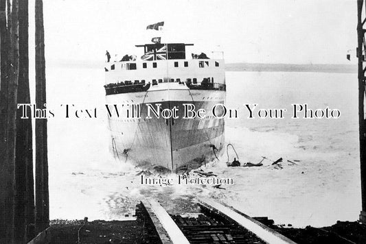 LA 7410 - Launch Of TSS Rangatira, Barrow, Lancashire c1931