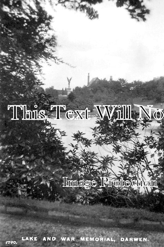 LA 7509 - Lake & War Memorial, Darwen, Lancashire