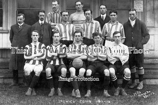 SF 4578 - Ipswich Town Football Club Team, Suffolk 1911 - 1912