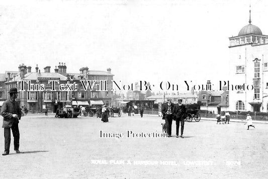 SF 4604 - Royal Plain & Harbour Hotel, Lowestoft, Suffolk c1905