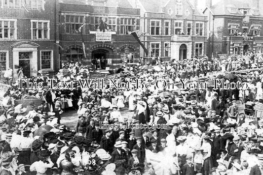 SU 3953 - Woking School Parade, Surrey