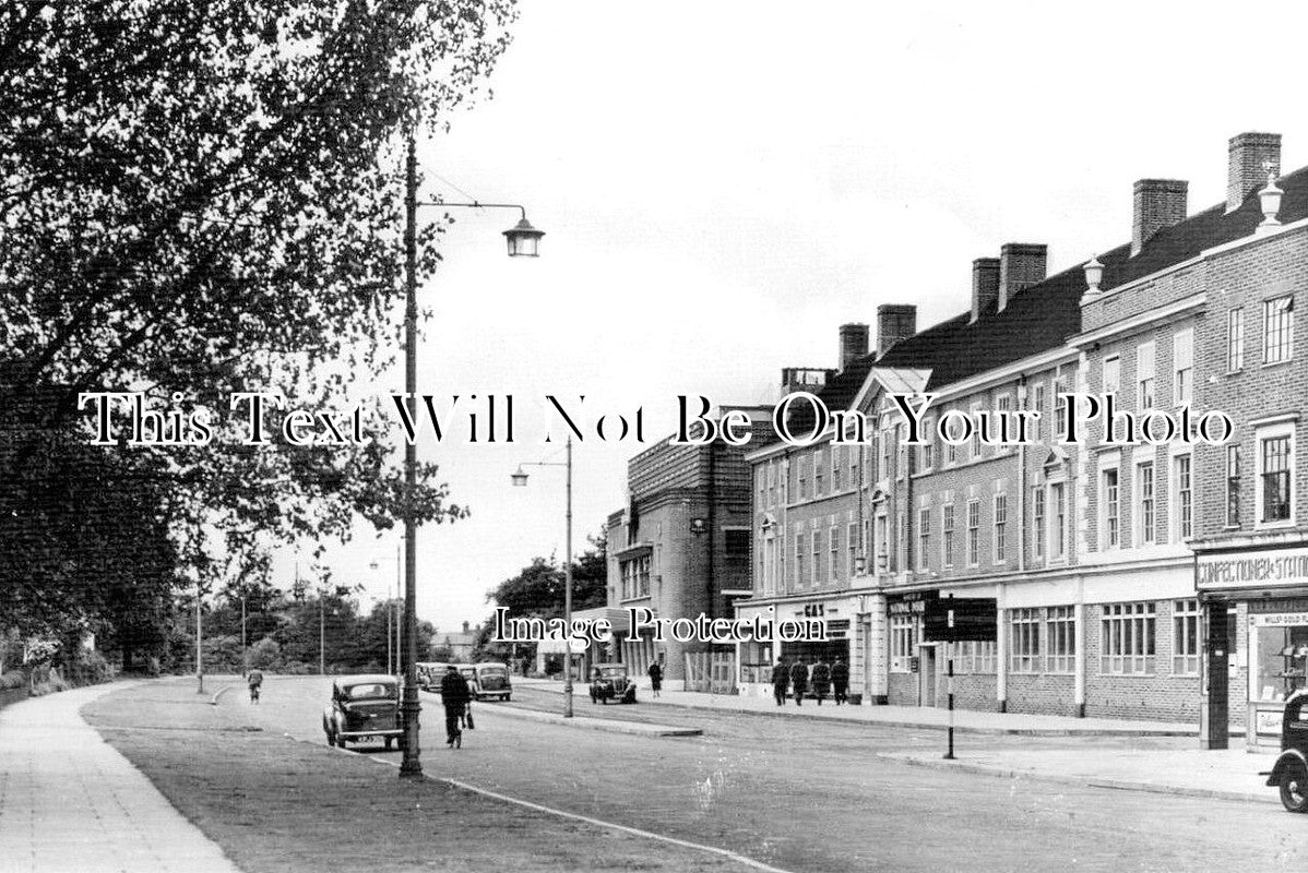 SU 3957 - New Zealand Avenue, Walton On Thames, Surrey