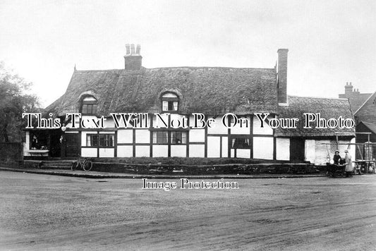 WA 2850 - The Square, Polesworth, Warwickshire c1920