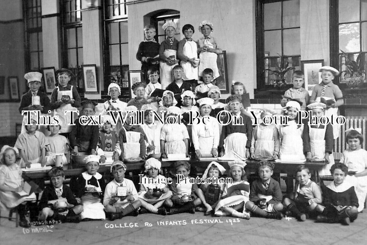 WA 2895 - College Road Infant School Festival, Moseley, Birmingham 1923