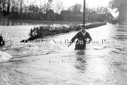 WI 1957 - Floods In Amesbury, Wiltshire