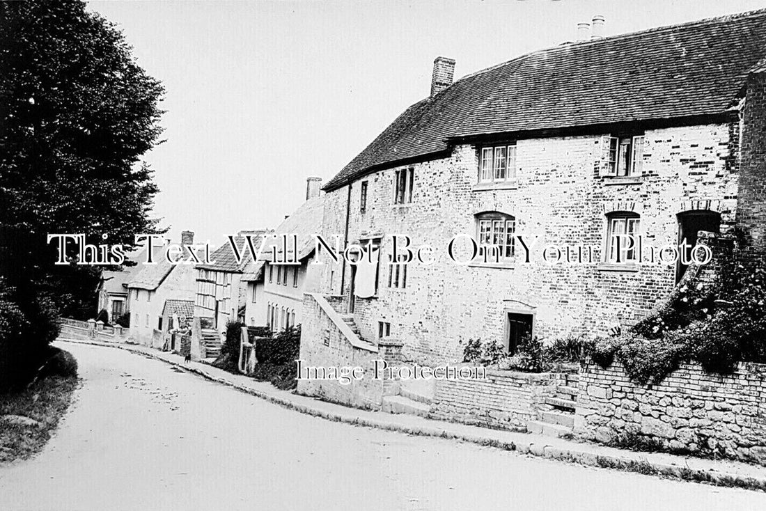 WI 1973 - Great Cheverell, Wiltshire – JB Archive