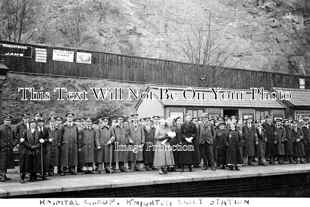 WL 3251 - Hospital Group At Knighton Railway Station, Wales WW1