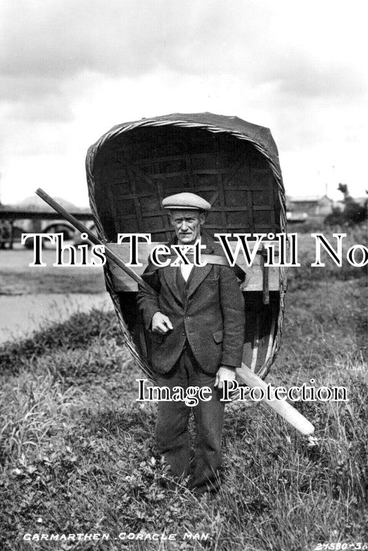 WL 3252 - Carmarthen Coracle Man, Wales