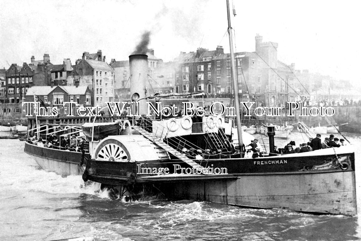 YO 13812 - Paddlesteamer Frenchman, Bridlington, Yorkshire