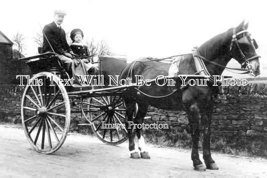 YO 13814 - Horse & Trap At Penistone, Yorkshire