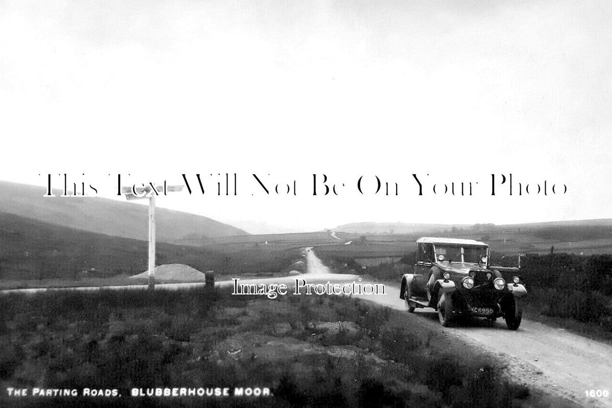 YO 13820 - The Parting Roads, Blubberhouse Moor, Yorkshire