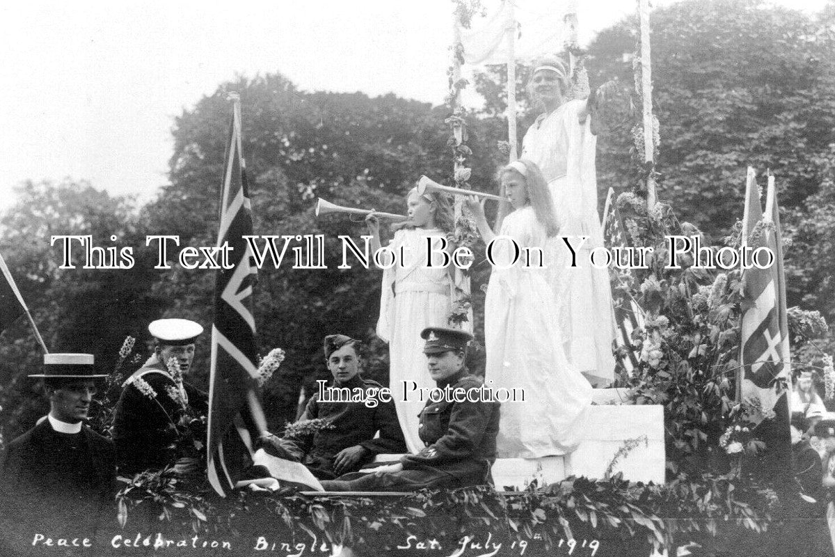 YO 13892 - Peace Celebrations At Bingley, Yorkshire 1919 WW1