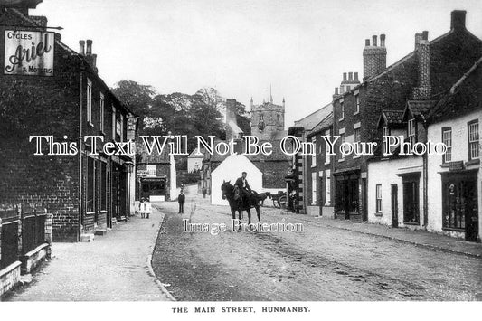 YO 13933 - The Main Street, Hunmanby, Yorkshire