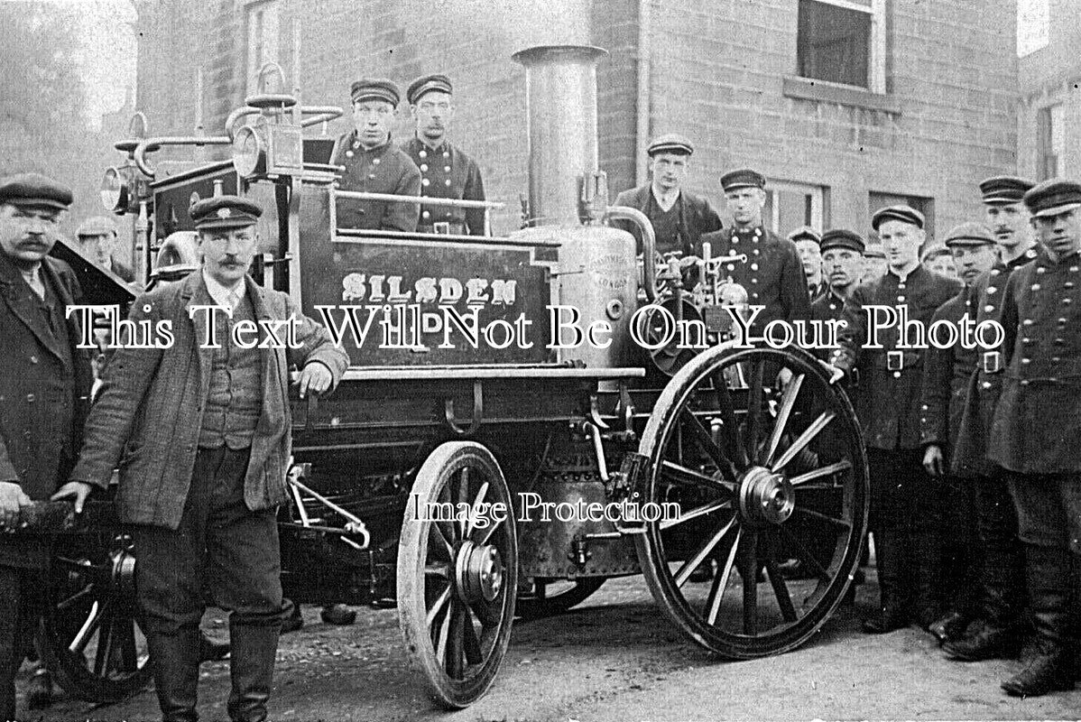 YO 14030 - Silsden Fire Brigade Engine, Bridge Street, Bradford, Yorkshire