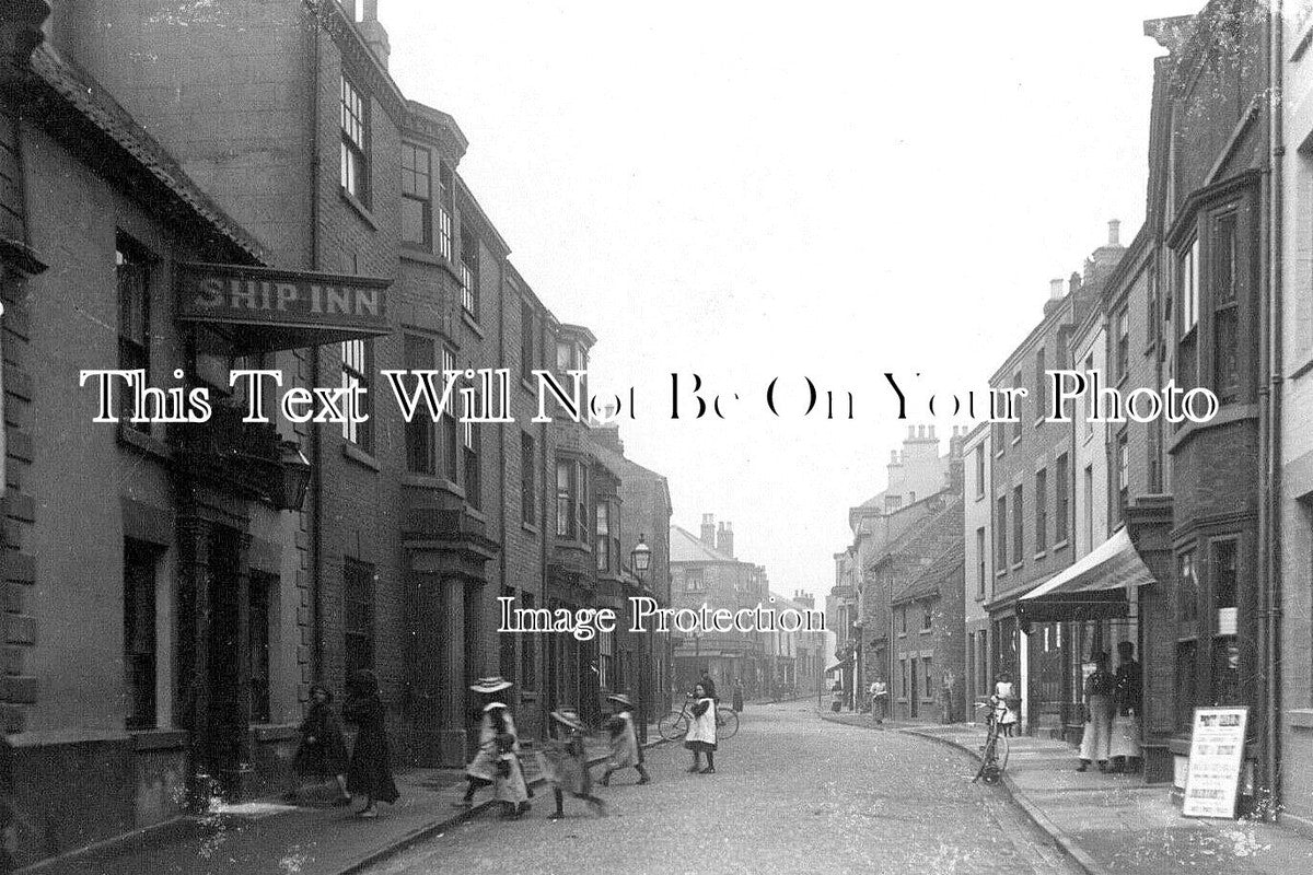 YO 14038 - The Ship Inn Pub, Filey, Yorkshire – JB Archive