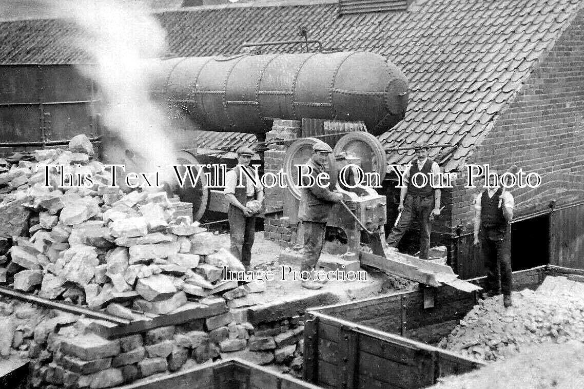 YO 14043 - Canister Crusher, Commondale Brickworks, Yorkshire