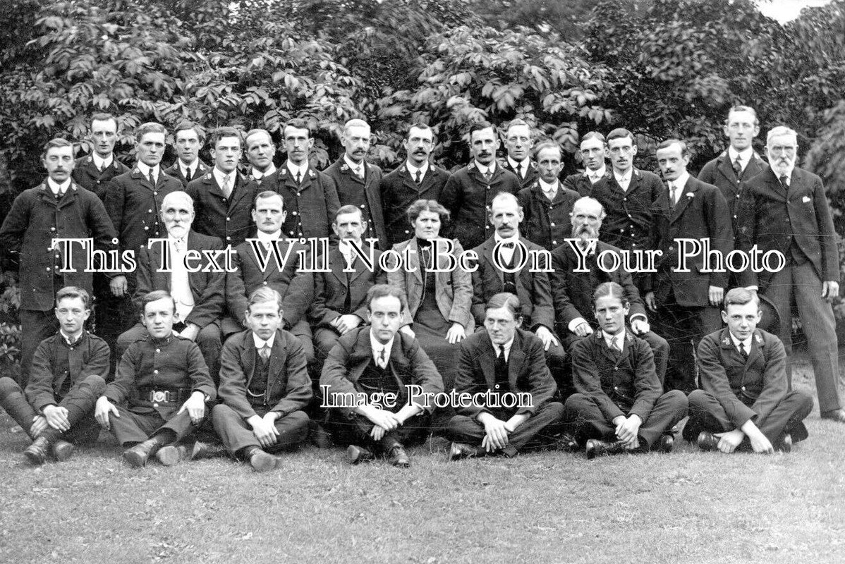 YO 14090 - Fence Houses Postal Staff, Yorkshire c1914