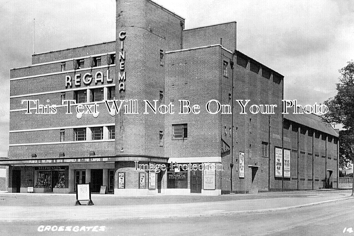 YO 14113 - The Regal Cinema, Crossgates, Leeds, Yorkshire