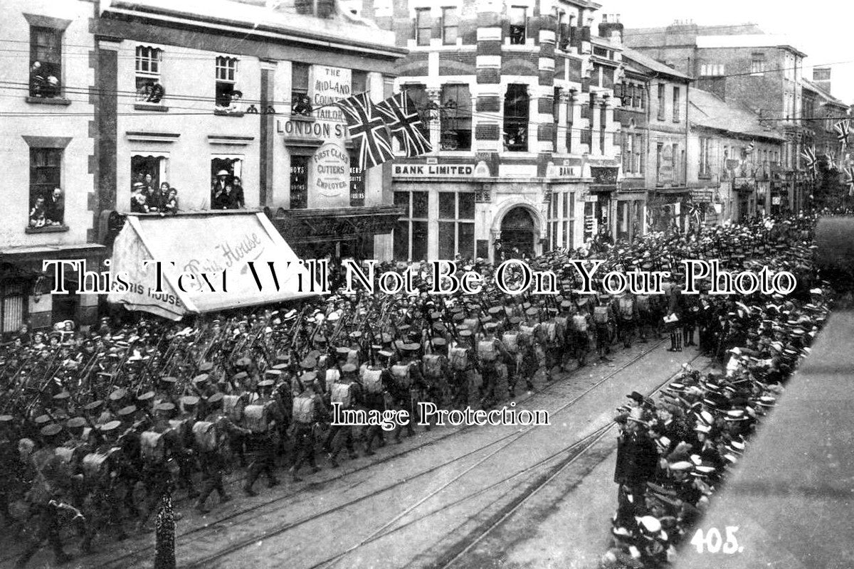 BF 1008- Military Soldiers Marching Through Luton, Bedfordshire WW1