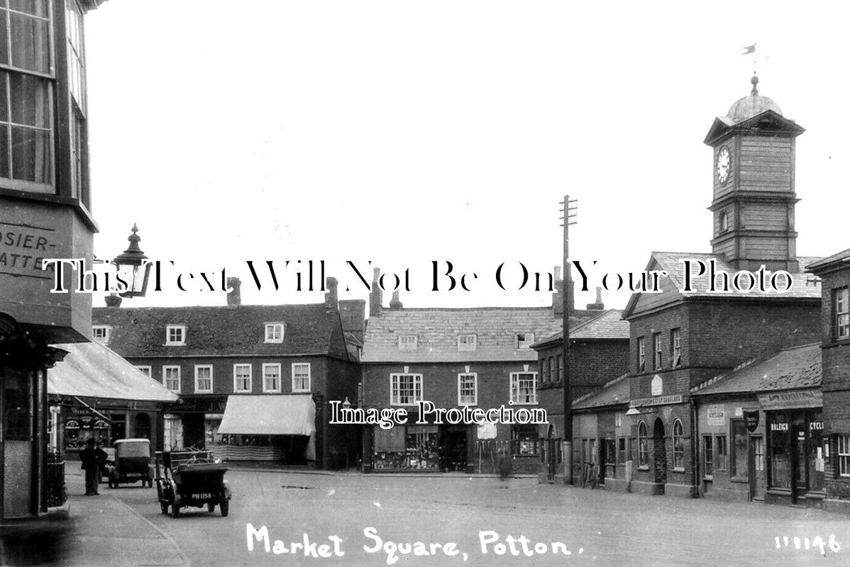 BF 1070 - Market Square, Potton, Bedfordshire