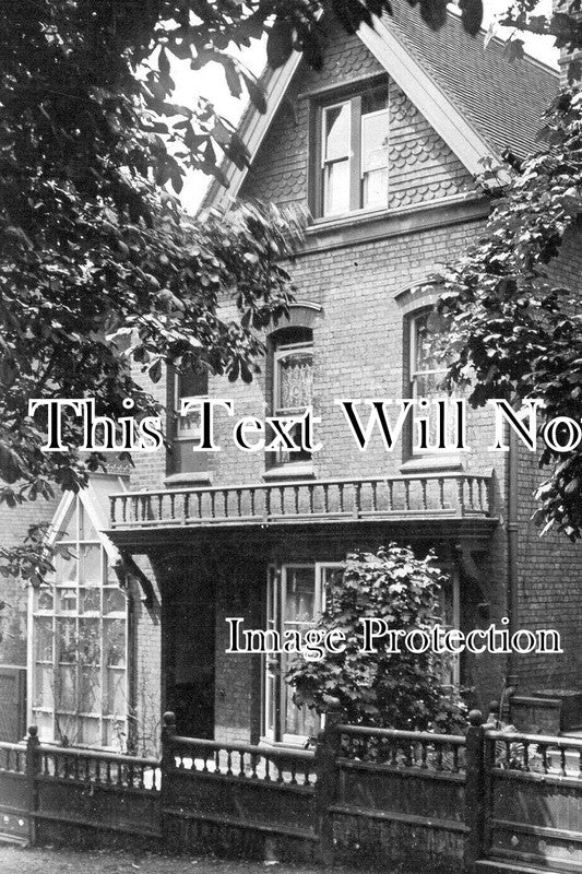 BF 1073 - Crescent Rise, Luton, Bedfordshire