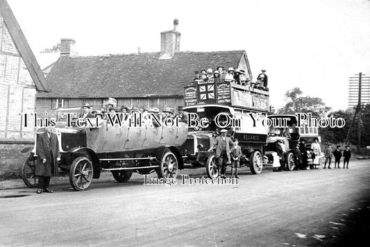 BF 1076 - Charabanc Outing At Hockliffe, Bedfordshire