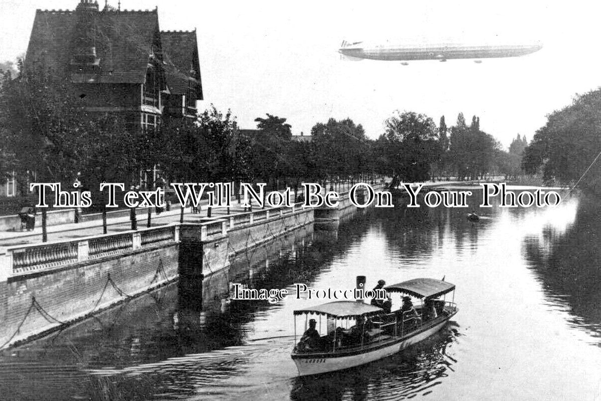 BF 1101 - Zeppelin Airship Over River Ouse, Bedford, Bedfordshire c1918