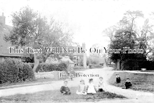 BF 1167 - Biddenham Village, Bedfordshire c1905