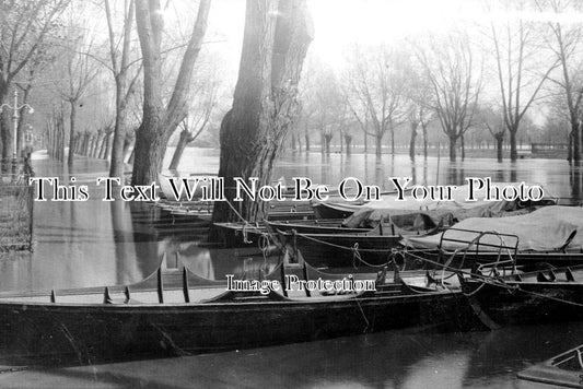 BF 1287 - Bedford Embankment Floods, Bedfordshire c1908