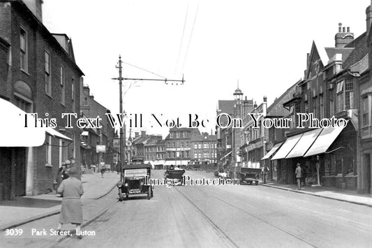 BF 1422 - Park Street, Luton, Bedfordshire