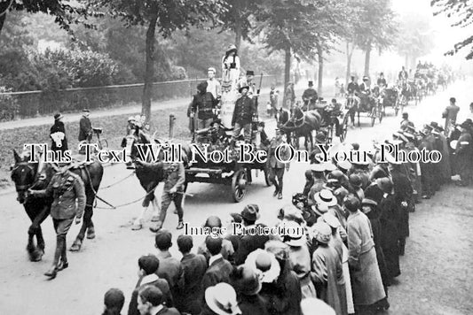 BF 172 - Horse Drawn Procession, Bedford, Bedfordshire WW1