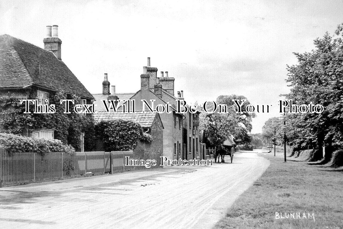 BF 1725 - The Oak Beerhouse Pub. Blunham, Bedfordshire