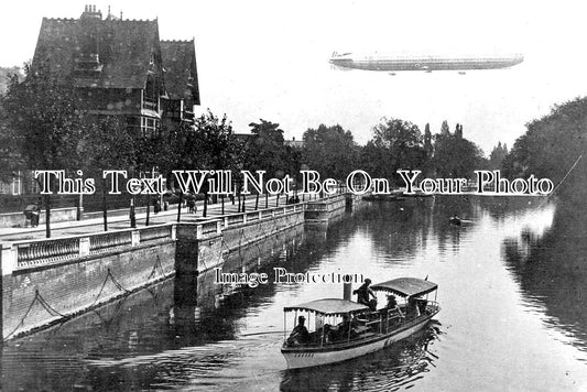 BF 1741 - Airship Over Bedford, Bedfordshire