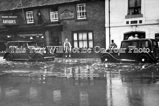 BF 1755 - Floods At Dunstable, Bedfordshire